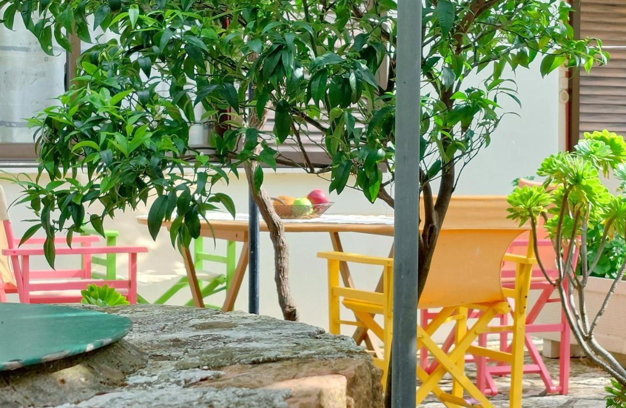 Lourantos Studios & Apartments Vathy  Exterior foto
